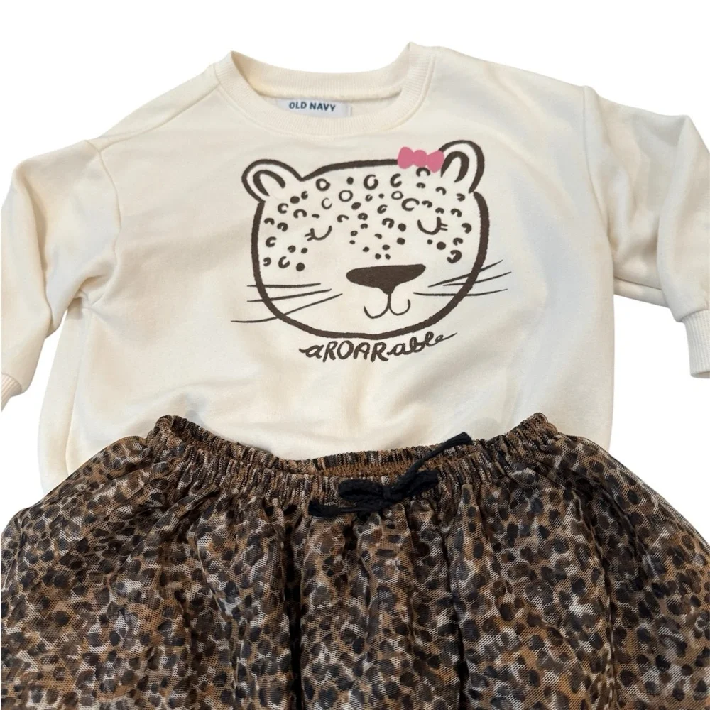 Old Navy Baby Girl Ivory Tiger Sweatshirt & Brown Tulle Skirt Set 18-24 Months